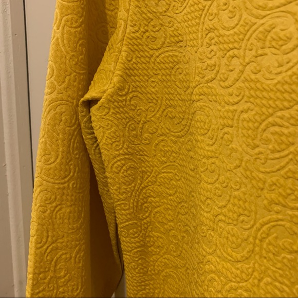 Chances R Mustard Blouse. Women’s Small - Picture 3 of 7